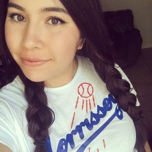 Meet your Posher, Alexandra